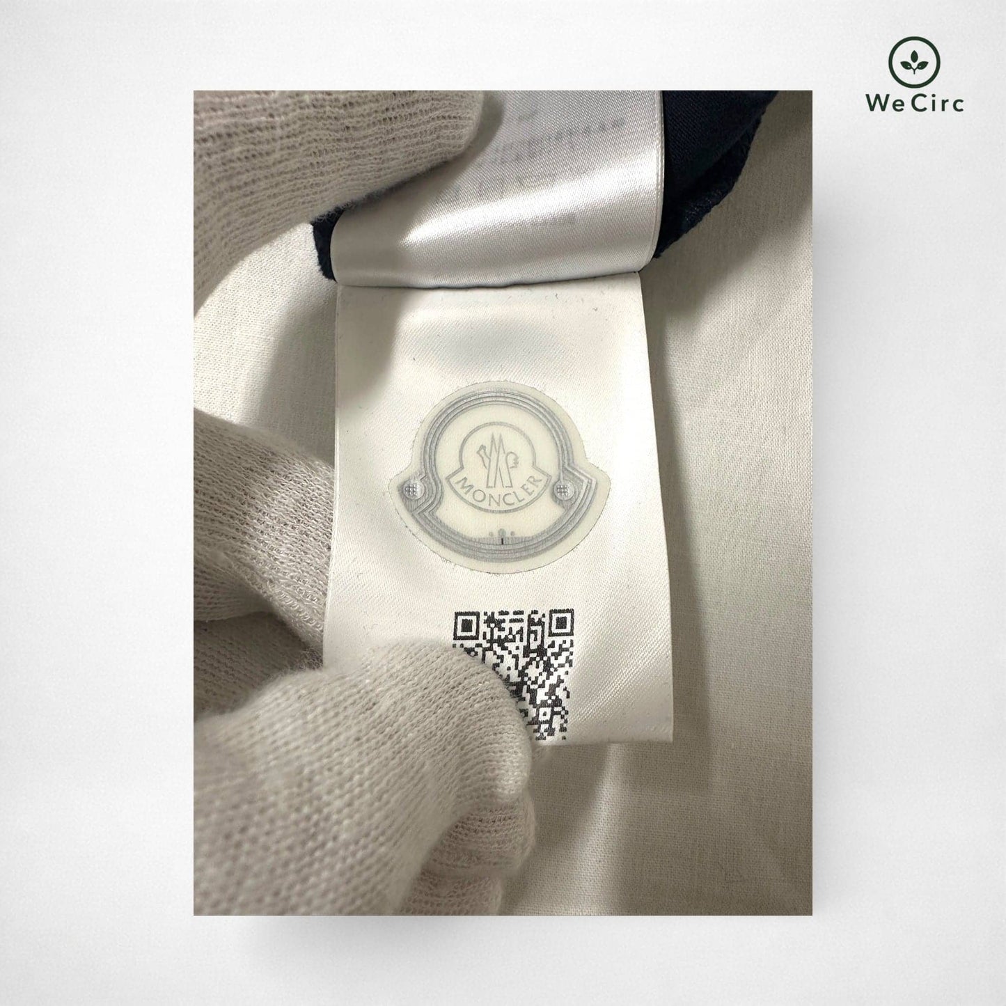 Basic Logo Shirt mit dreifarbigem Besatz Navy M - Detailbild